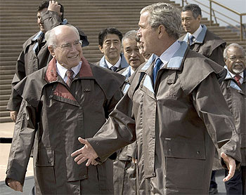 Photograph of John Howard with George W Bush