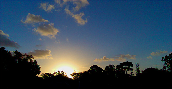 Photograph of sunset over Enmore, 31 December 2007