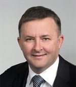 Photograph of Anthony Albanese MP